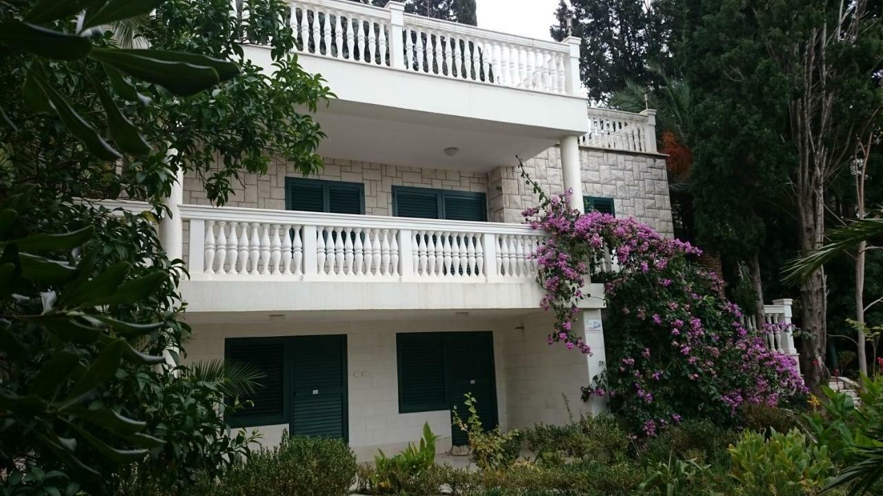 Bg Villa, Apartment L Sutomore Exterior photo